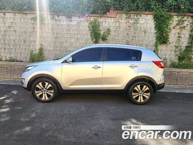 Kia Sportage 2012 thumb 3