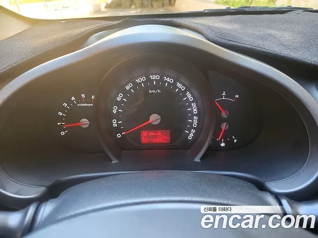 Kia Sportage 2012 thumb 6