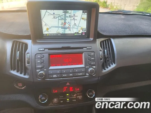 Kia Sportage 2012 thumb 7