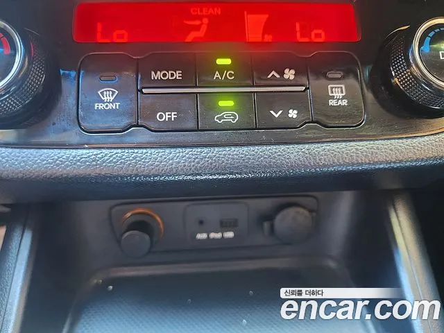 Kia Sportage 2012 thumb 10