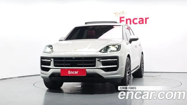 Porsche Cayenne 2024 thumb 2