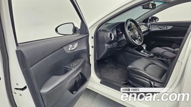 Kia K3 2022 thumb 10