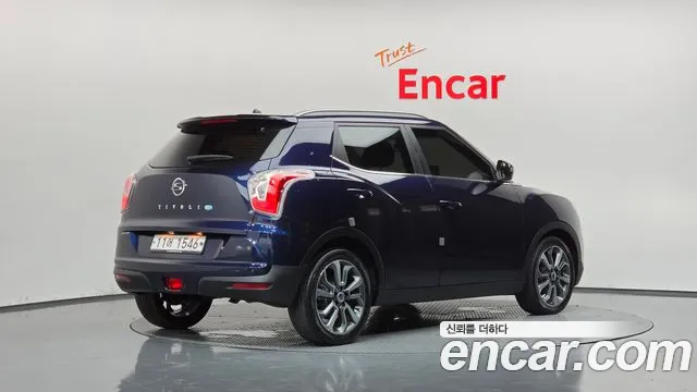 KG_Mobility_Ssangyong TIBOLI 2015 thumb 2