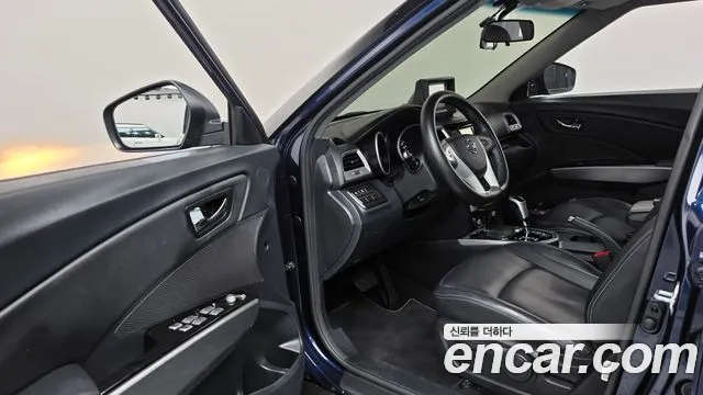 KG_Mobility_Ssangyong TIBOLI 2015 thumb 10