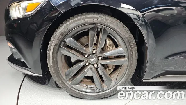 Ford Mustang Mach-E 2016 thumb 4