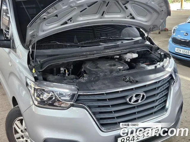 Hyundai Starex 2019 thumb 8