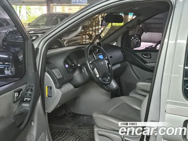 Hyundai Starex 2019 thumb 9