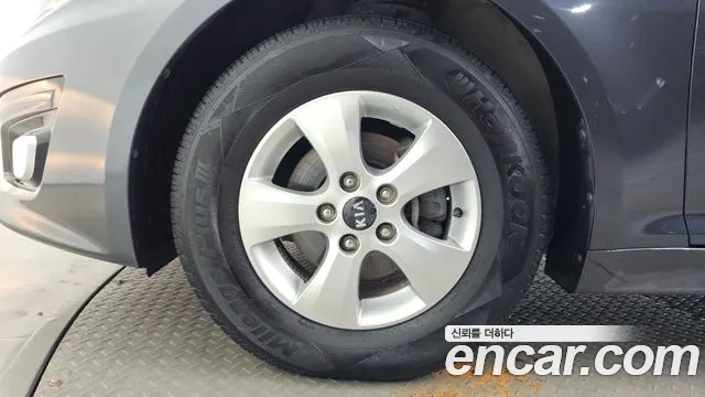 Kia K5 2014 thumb 5