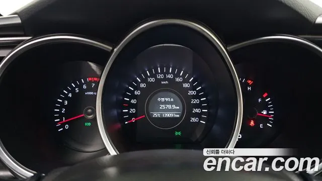 Kia K5 2014 thumb 8