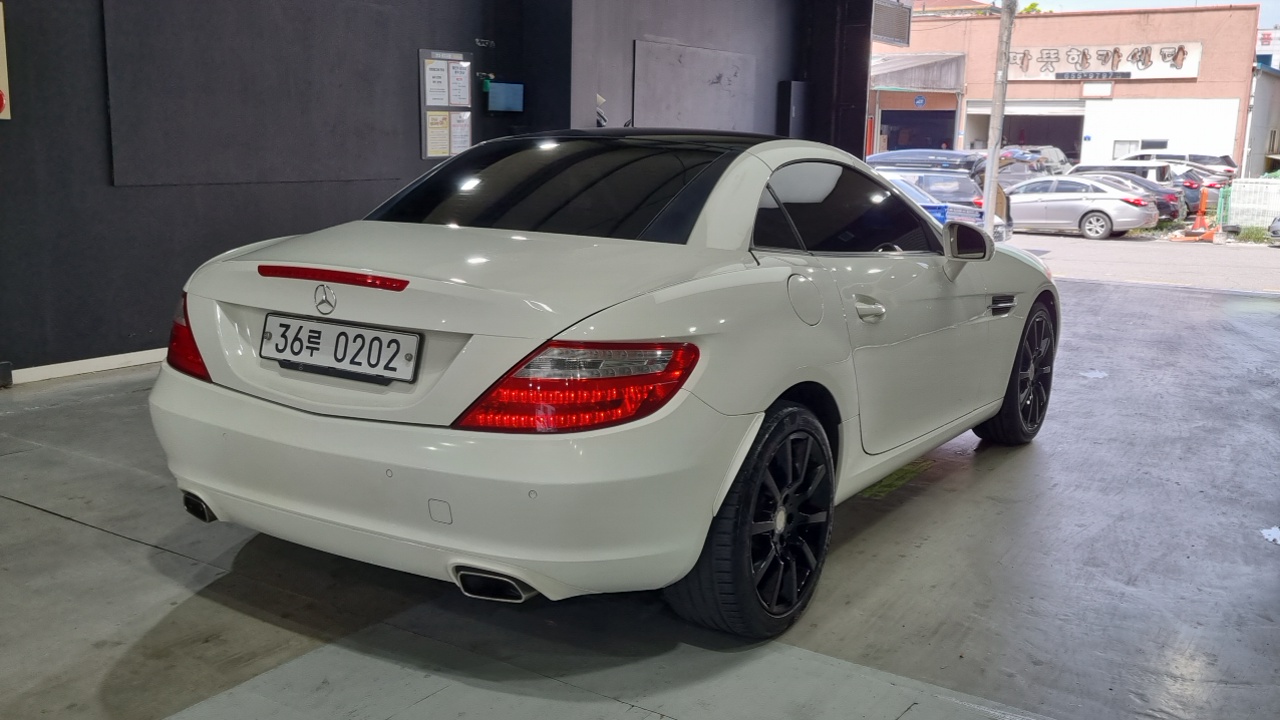 Mercedes-Benz SLK-Class 2013 thumb 2