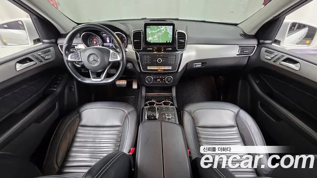 Mercedes-Benz GLE 2018 thumb 7