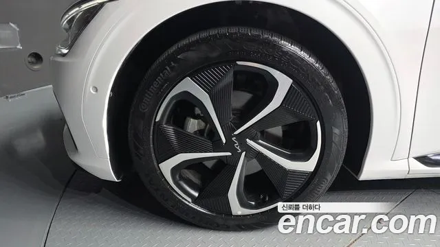 Kia EV6 2022 thumb 5