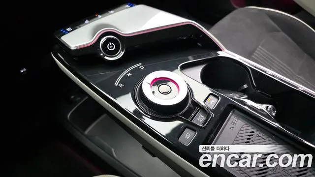 Kia EV6 2022 thumb 9