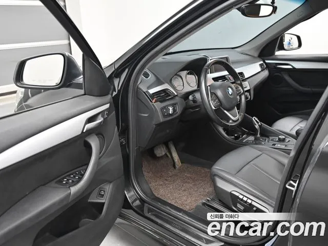 BMW X1 2018 thumb 12