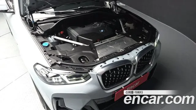 BMW X4 2023 thumb 6