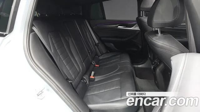 BMW X4 2023 thumb 12