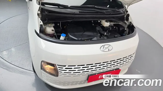 Hyundai Staria 2021 thumb 6