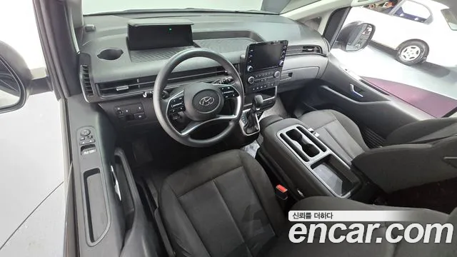 Hyundai Staria 2021 thumb 7