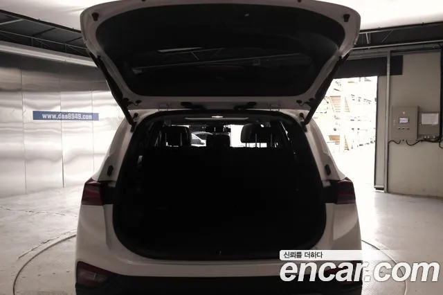 Hyundai Santa Fe 2018 thumb 10