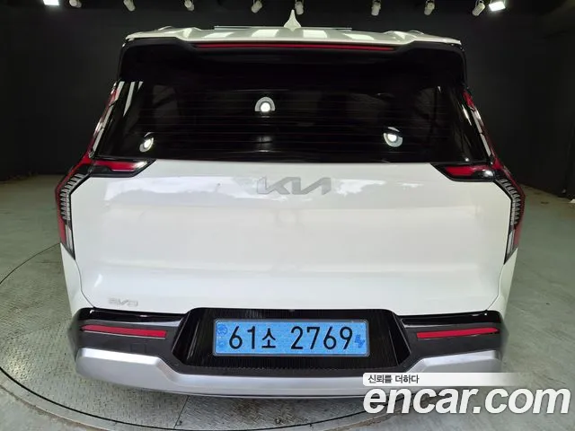 Kia EV9 2023 thumb 2