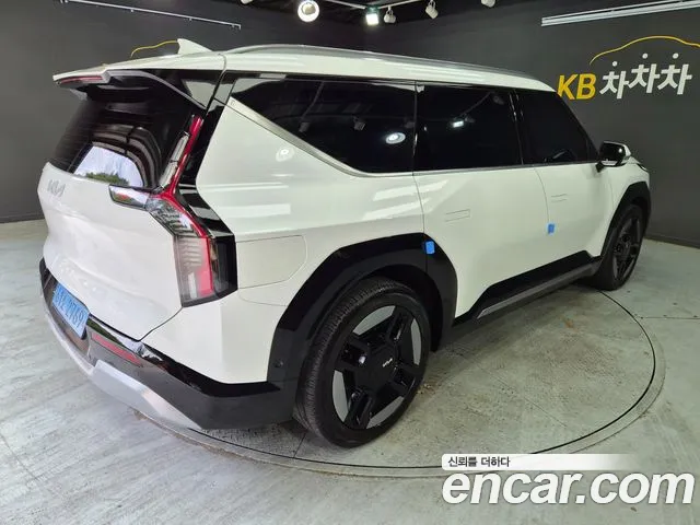 Kia EV9 2023 thumb 6