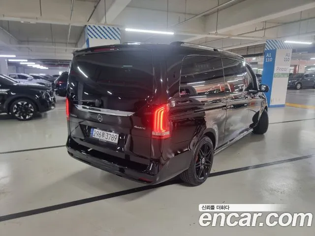 Mercedes-Benz V-Class 2022 thumb 4