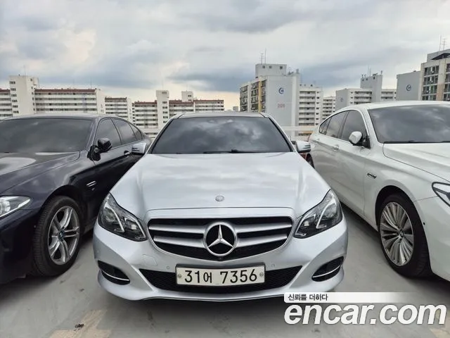Mercedes-Benz E-Класс 2015 thumb 3