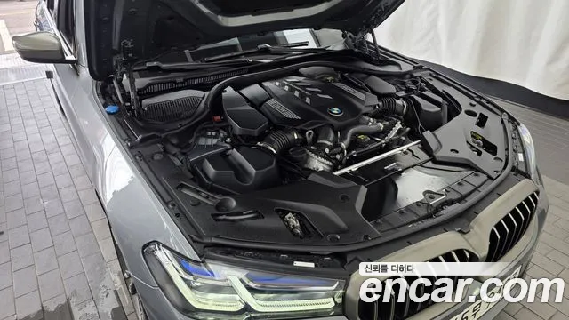 BMW 5 серии 2022 thumb 6