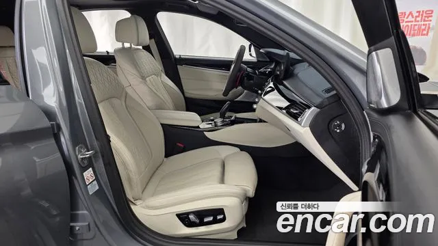 BMW 5 серии 2022 thumb 11