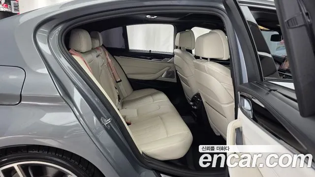 BMW 5 серии 2022 thumb 12