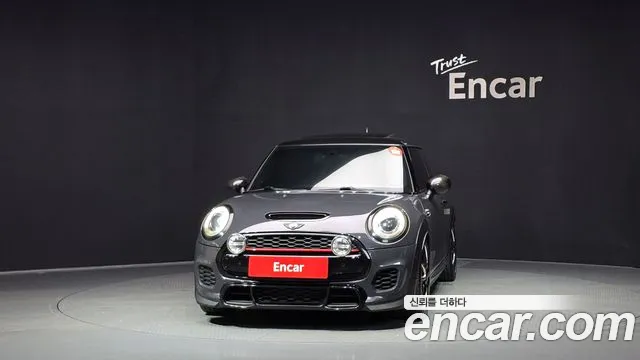 Mini Hatch 2015 thumb 3