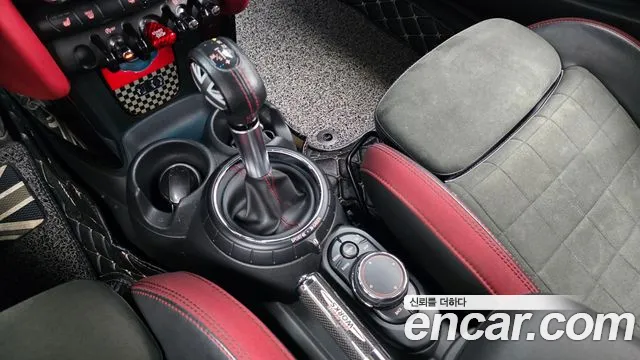 Mini Hatch 2015 thumb 9