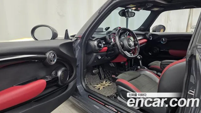 Mini Hatch 2015 thumb 10