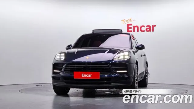 Porsche Macan 2021 thumb 2