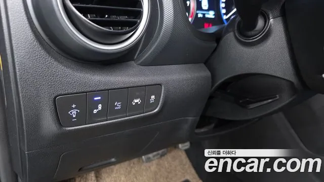 Hyundai Kona 2017 thumb 12
