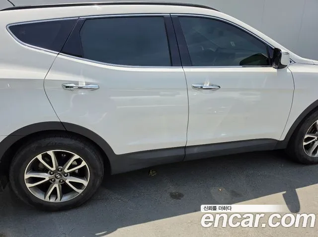Hyundai Santa Fe 2012 thumb 3
