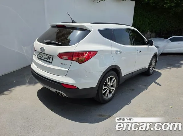 Hyundai Santa Fe 2012 thumb 4