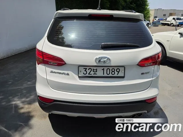 Hyundai Santa Fe 2012 thumb 5