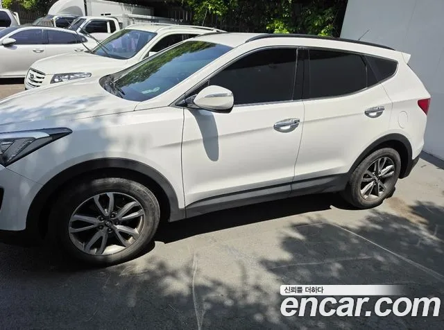 Hyundai Santa Fe 2012 thumb 7