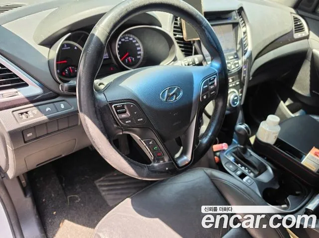 Hyundai Santa Fe 2012 thumb 12