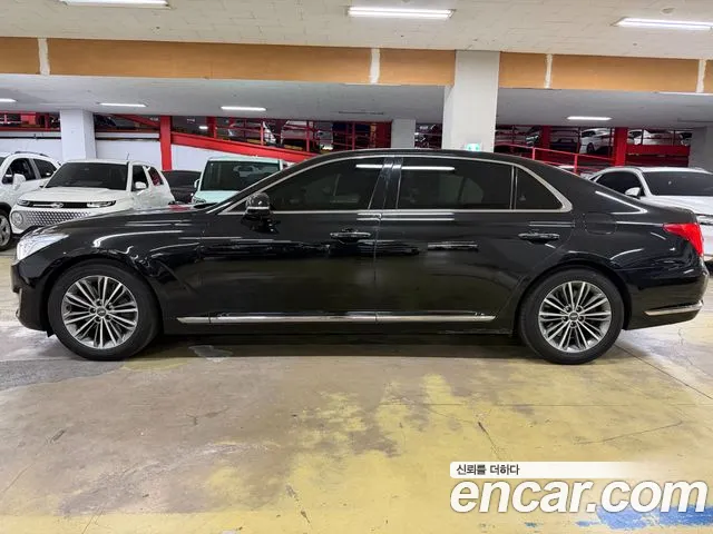 Genesis G90 2018 thumb 3