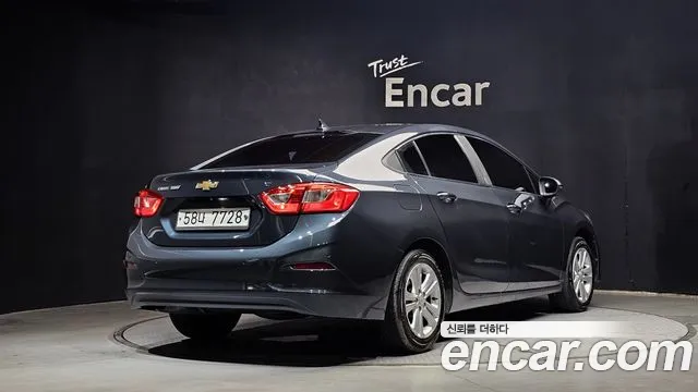 Chevrolet Cruze 2017 thumb 2