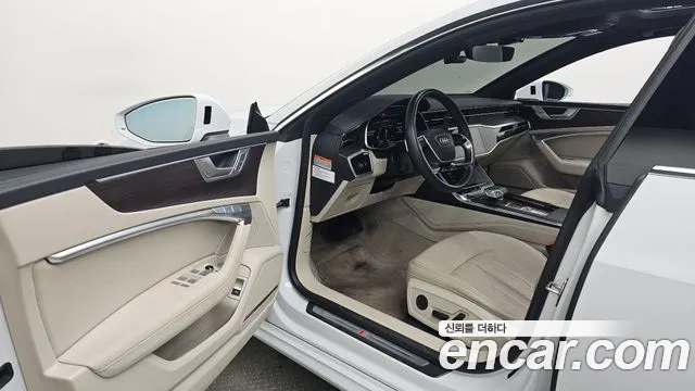 Audi A7 2022 thumb 9