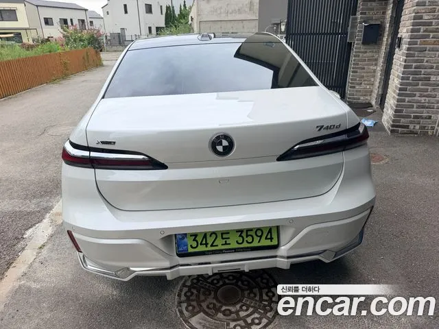 BMW 7 серии 2026 thumb 2