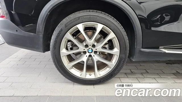 BMW X5 2021 thumb 5