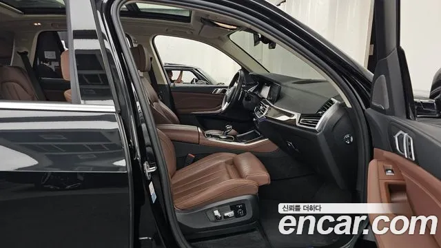 BMW X5 2021 thumb 11