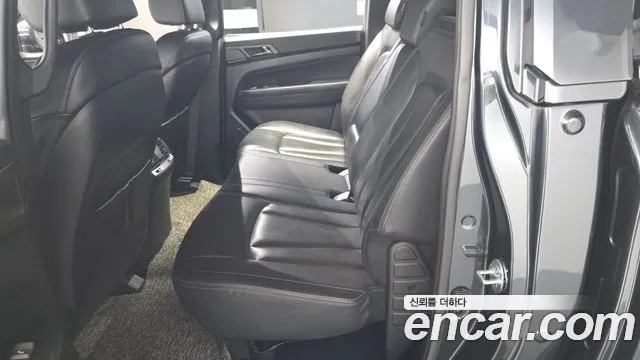 KG_Mobility_Ssangyong Rexton 2022 thumb 12