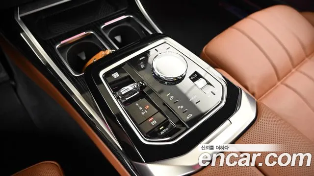BMW 7 серии 2025 thumb 9