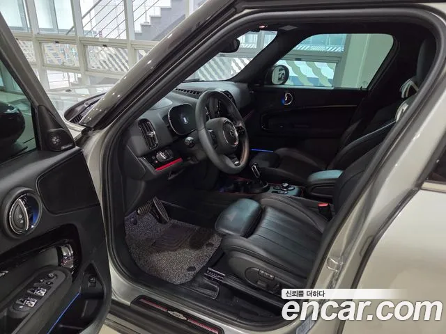 Mini Countryman 2023 thumb 3