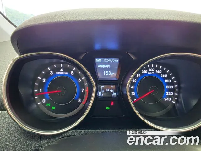 Hyundai Avante 2011 thumb 8